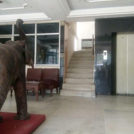 Hotel Dewans Residency Mysore Εξωτερικό φωτογραφία
