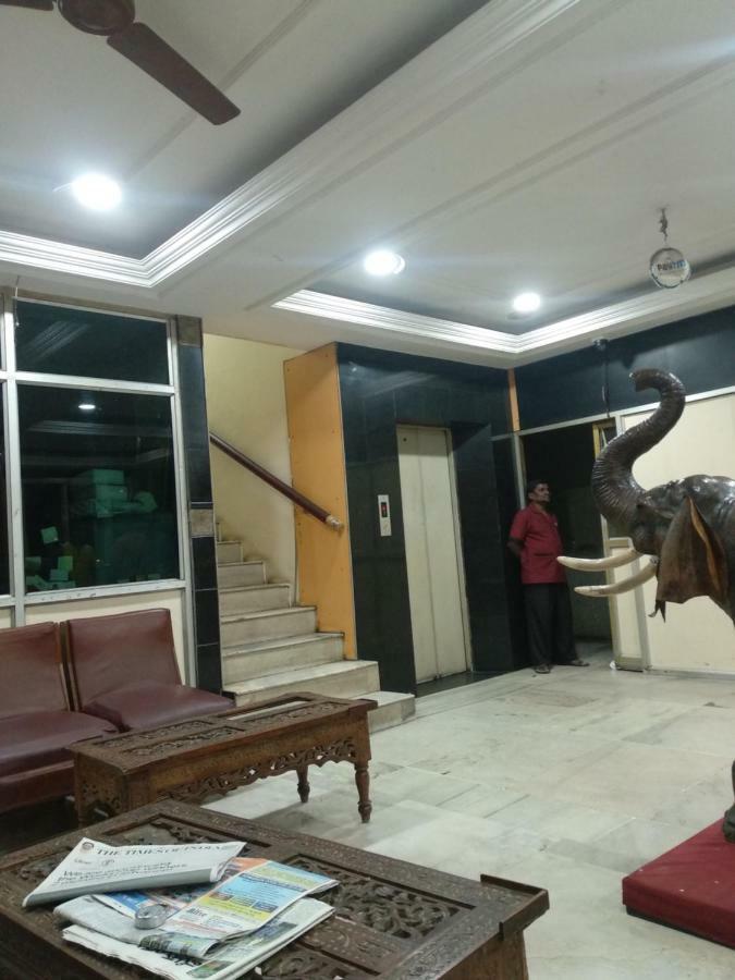 Hotel Dewans Residency Mysore Εξωτερικό φωτογραφία